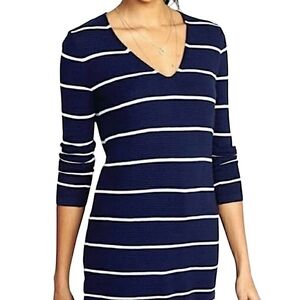 OLD NAVY: Women’s V-Neck Textured Striped Sweater -Size Large